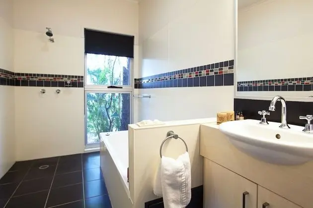 Lakehouse 2 Bedroom