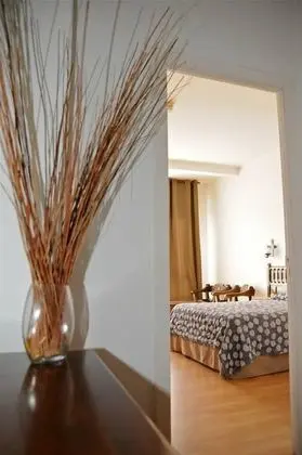 Büyük Yataklı Tek Kişilik Oda