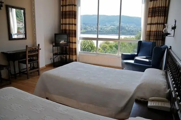 Standard Tek Büyük veya İki Ayrı Yataklı Oda