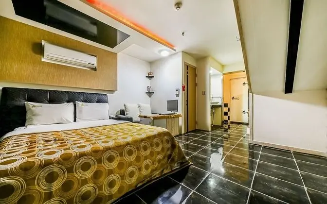 Oda (General room (30000 won for on-site p)