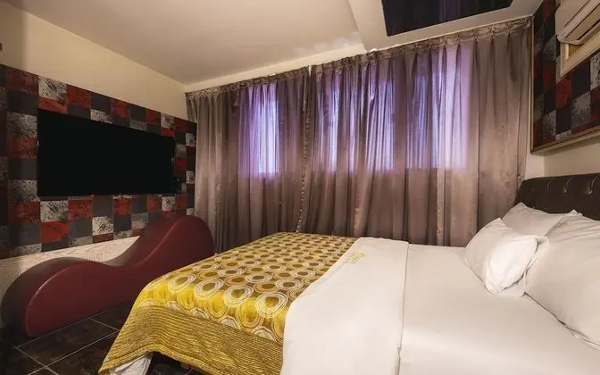 Oda (Special Room)