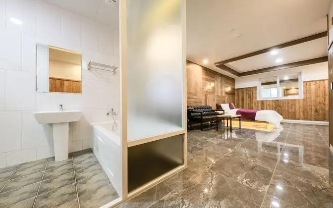 Oda (Deluxe room)