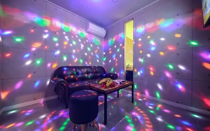 Oda (Singing Room (Karaoke Room 11:30 PM M)