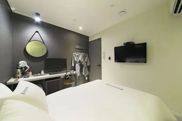 Oda (STANDARD (Netflix+YouTube available))