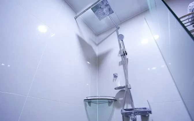 Oda (Deluxe Double ((all rooms) 70-inch TV)