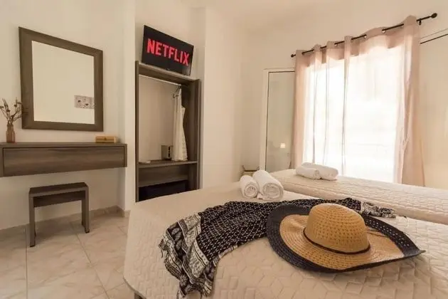 Design Tek Büyük veya İki Ayrı Yataklı Oda