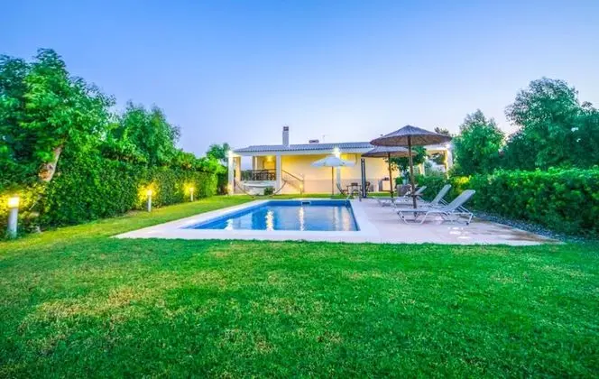 Deluxe Villa