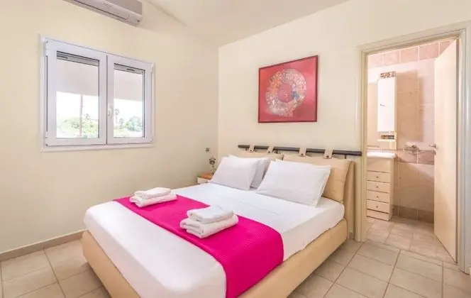 Deluxe Villa