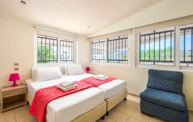 Deluxe Villa