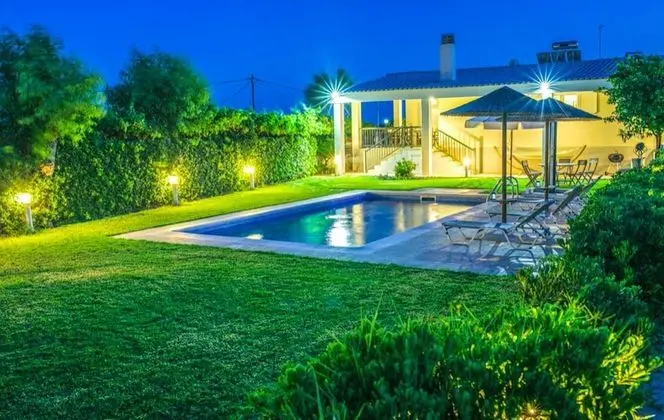 Deluxe Villa