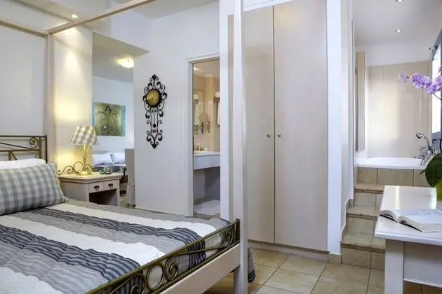 Family Deluxe Suite, Jetted Tub, Sea View