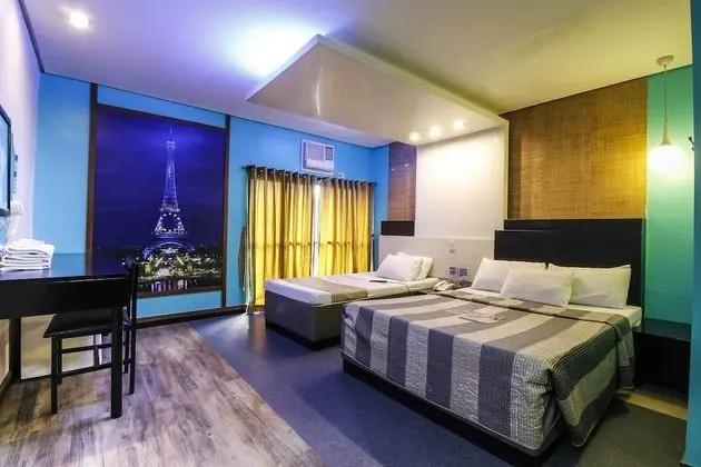 Mega Suite
