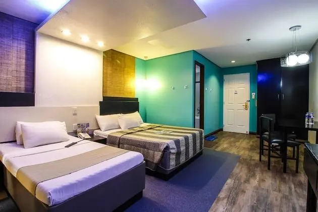 Mega Suite