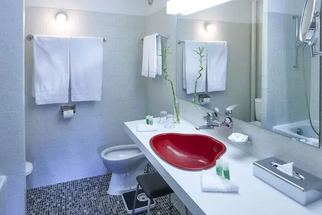 Classic Tek Büyük Yataklı Oda