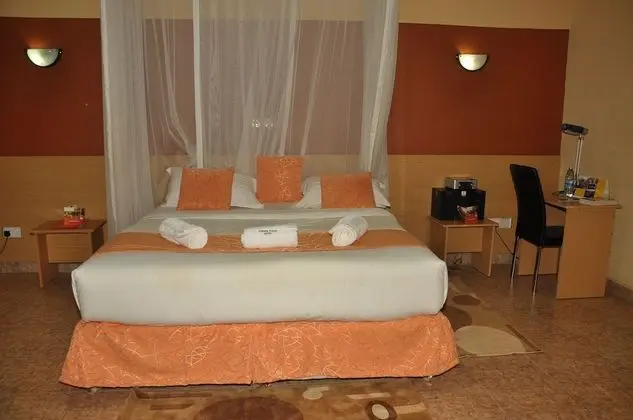 Deluxe Tek Büyük Yataklı Oda