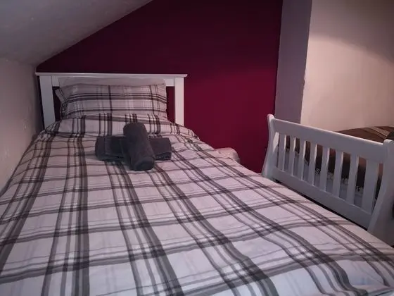 Comfort Twin Room, 2 Twin Beds, Shared Bathrooms