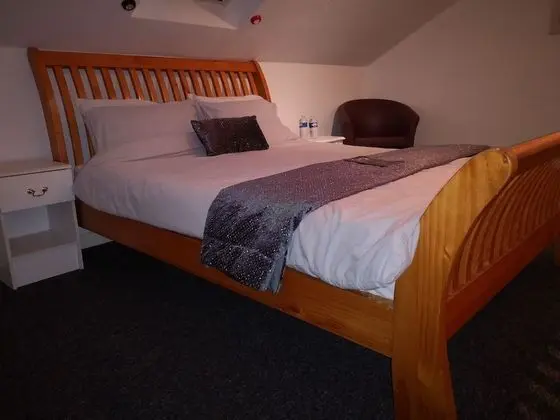 Deluxe Queen Room, Shared Bathrooms