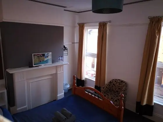 Family Triple Room, Multiple Beds, Shared Bathrooms