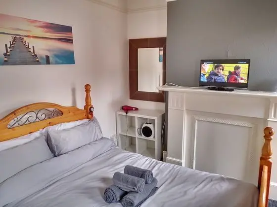 Family Triple Room, Multiple Beds, Shared Bathrooms