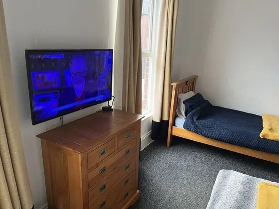 Family Triple Room, Multiple Beds, Shared Bathrooms