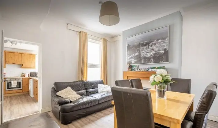 Family Triple Room, Multiple Beds, Shared Bathrooms