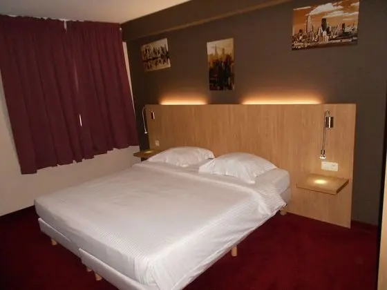 Standard Tek Büyük veya İki Ayrı Yataklı Oda