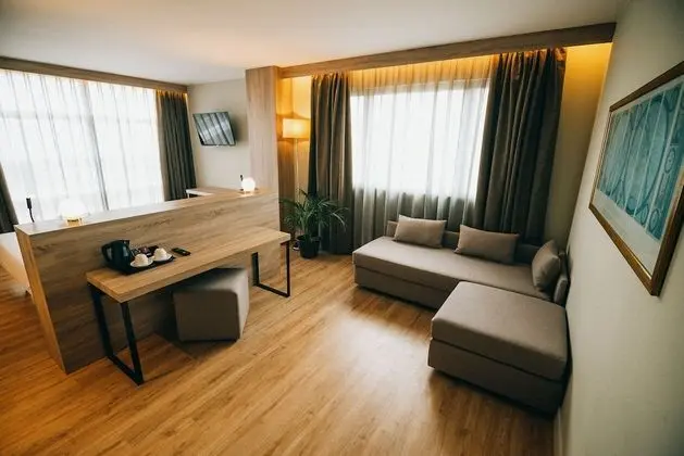 Junior Süit, Deniz Manzaralı