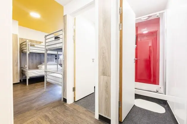 Ortak Ranzalı Oda, Sadece kadınlar için (14 person)