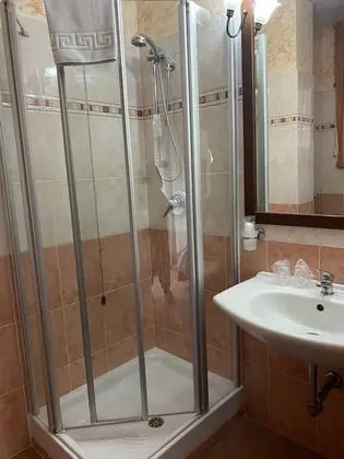 Business Büyük Yataklı Tek Kişilik Oda