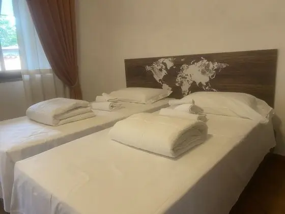 Business Büyük Yataklı Tek Kişilik Oda