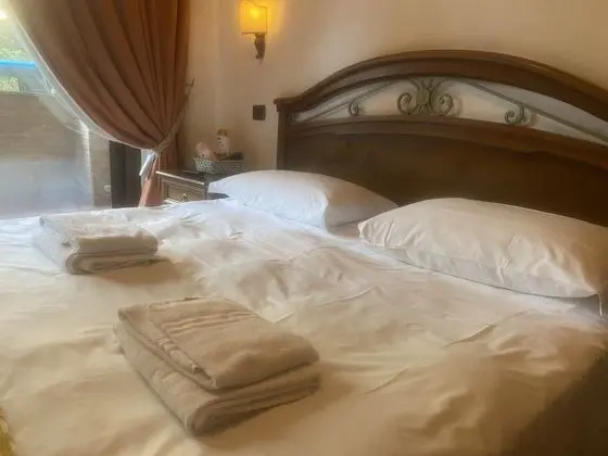 Business Büyük Yataklı Tek Kişilik Oda