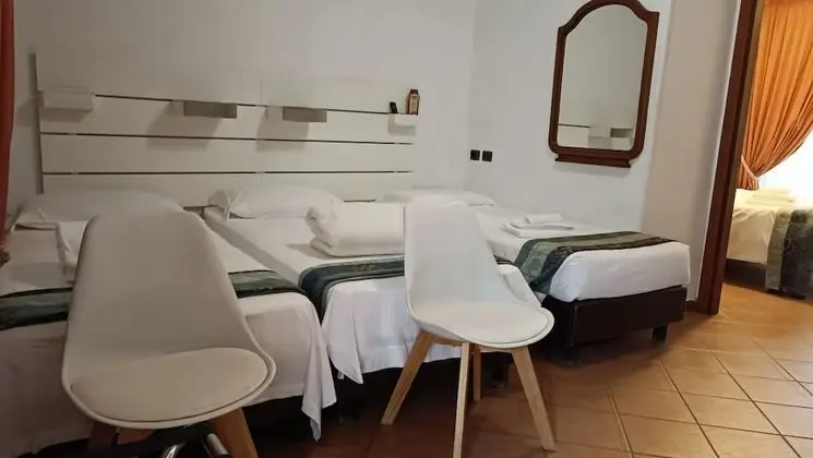 Business Büyük Yataklı Tek Kişilik Oda