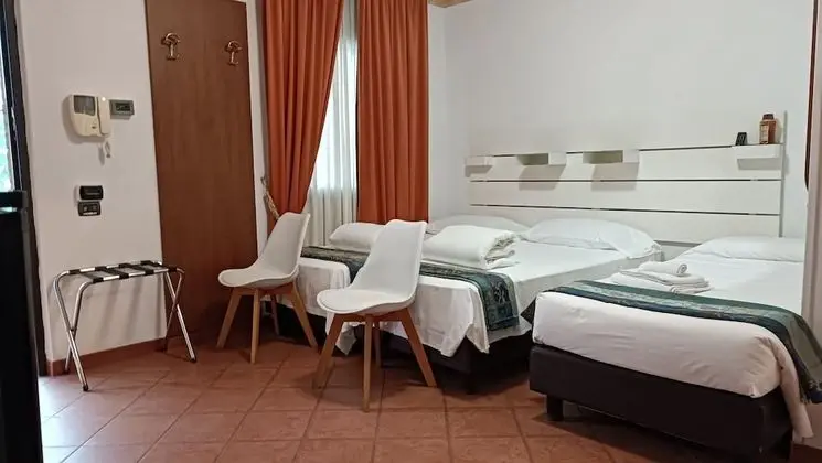 Deluxe Dört Kişilik Oda, Balkon