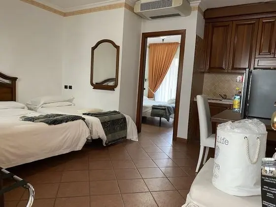 Deluxe Dört Kişilik Oda, Balkon