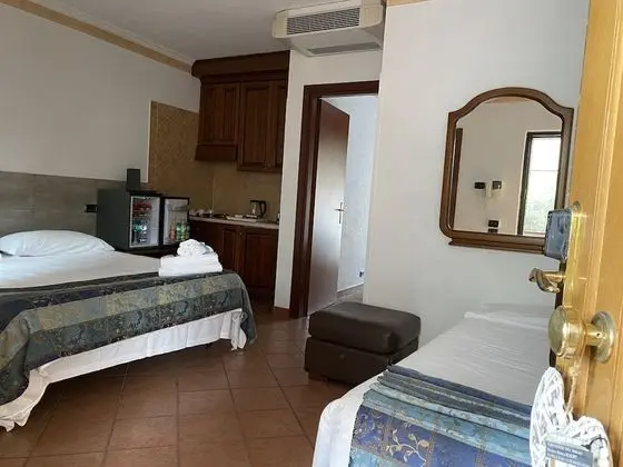 Deluxe Dört Kişilik Oda, Balkon