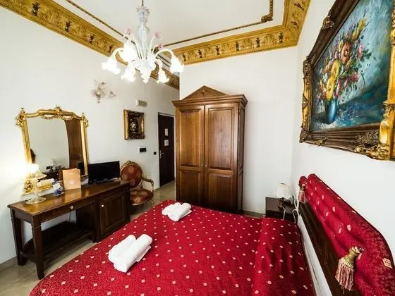 Büyük Yataklı Tek Kişilik Oda, Balkon