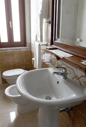 Standard Tek Büyük veya İki Ayrı Yataklı Oda