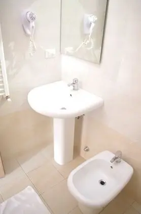 Üç Kişilik Oda, Özel Banyo