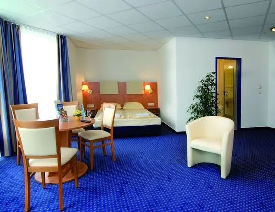 Classic Üç Kişilik Oda