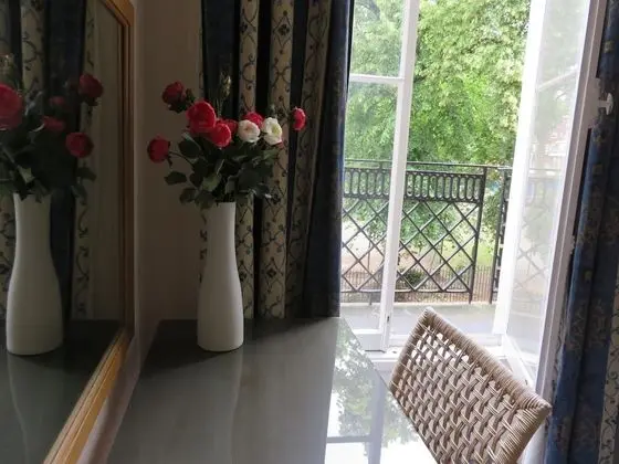 Tek Kişilik Oda, Ortak Banyo