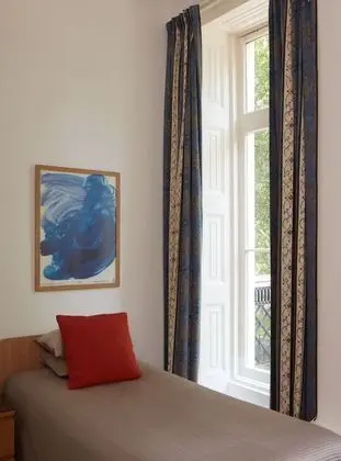 Üç Kişilik Oda, Banyolu/Duşlu