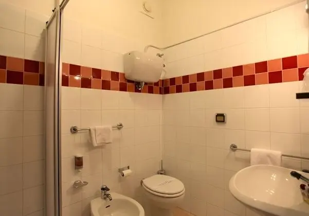 Standard Dört Kişilik Oda