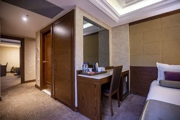 Connection Room