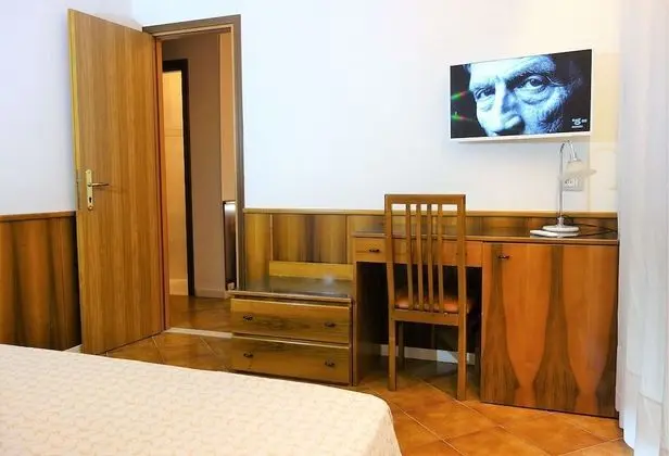 Standard Dört Kişilik Oda