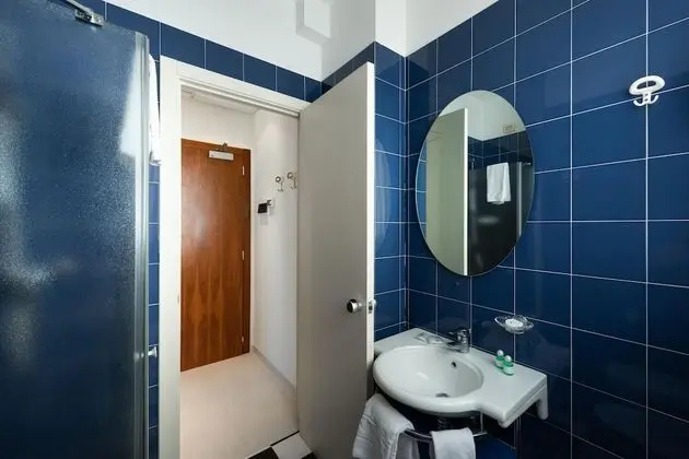 Superior Tek Büyük Yataklı Oda, Balkon, Deniz Manzaralı