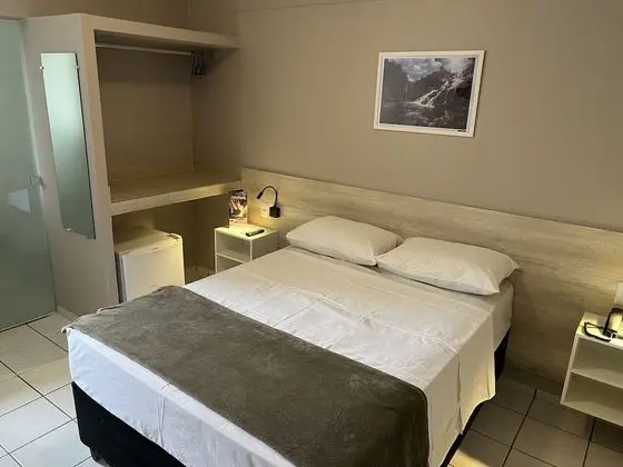 Standard Tek Büyük Yataklı Oda