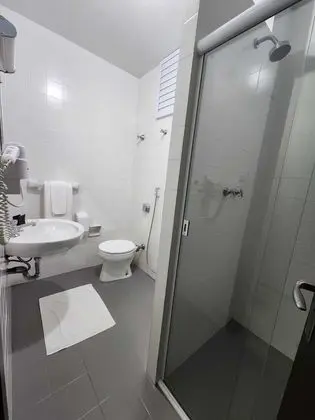 Traditional Tek Büyük Yataklı Oda