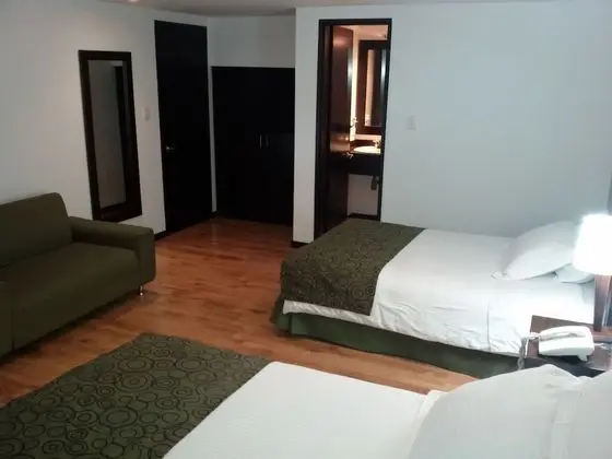 Standard Tek Büyük Yataklı Oda