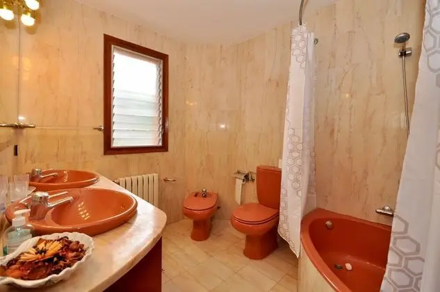 Villa, 5 Yatak Odası, Kişiye Özel Havuzlu, Deniz Manzaralı