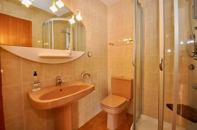 Villa, 5 Yatak Odası, Kişiye Özel Havuzlu, Deniz Manzaralı